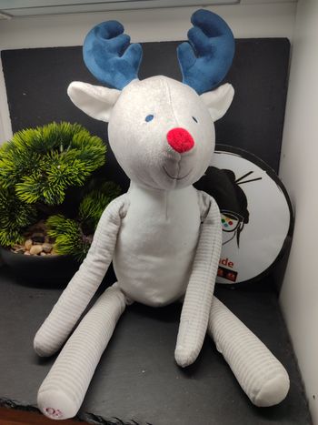 doudou peluche cerf renne obaibi okaidi gris blanc bleu rouge rayé pantin