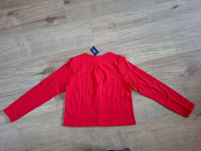 Gilet rouge à boutons Okaïdi 12 ans - photo numéro 2