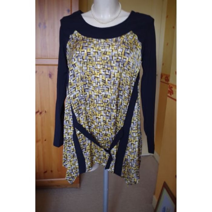 MIA SOANA -Tunique Jaune et noir T40