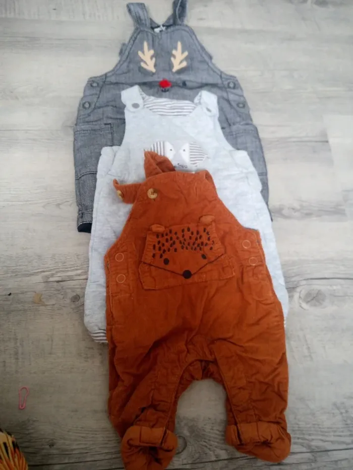 Lot vêtements naissance - photo numéro 8