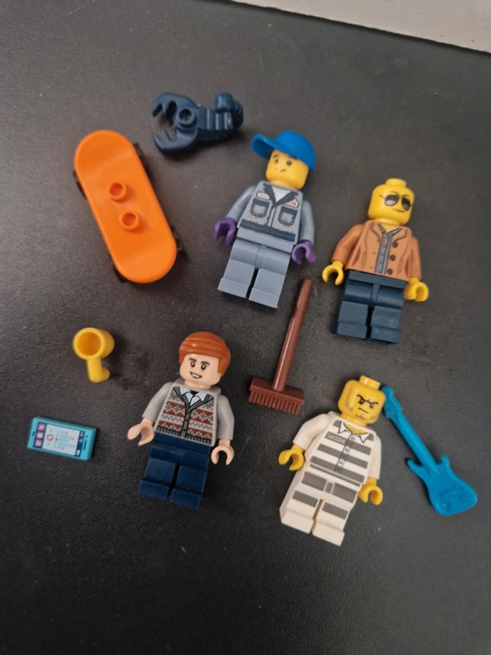 Lot de minifigures lego