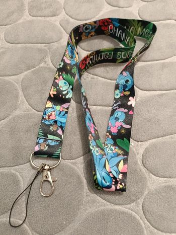 Porte clé serre neuf stitch