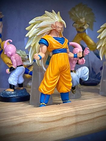 Figurine dragon ball gashapon hg Goku ssj3