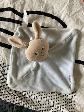 doudou plat lapin Sucre d'orge