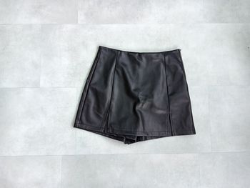 Jupe short simili cuir taille 38