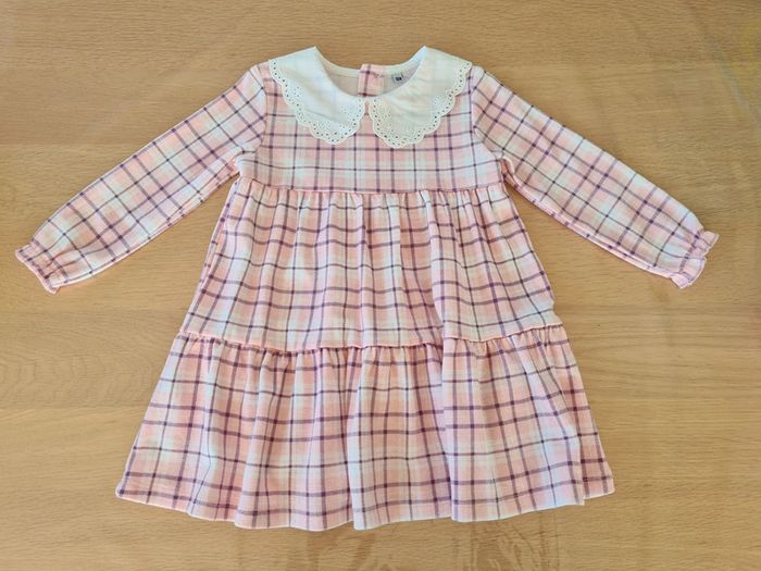 Robe à carreaux neuve 18 mois