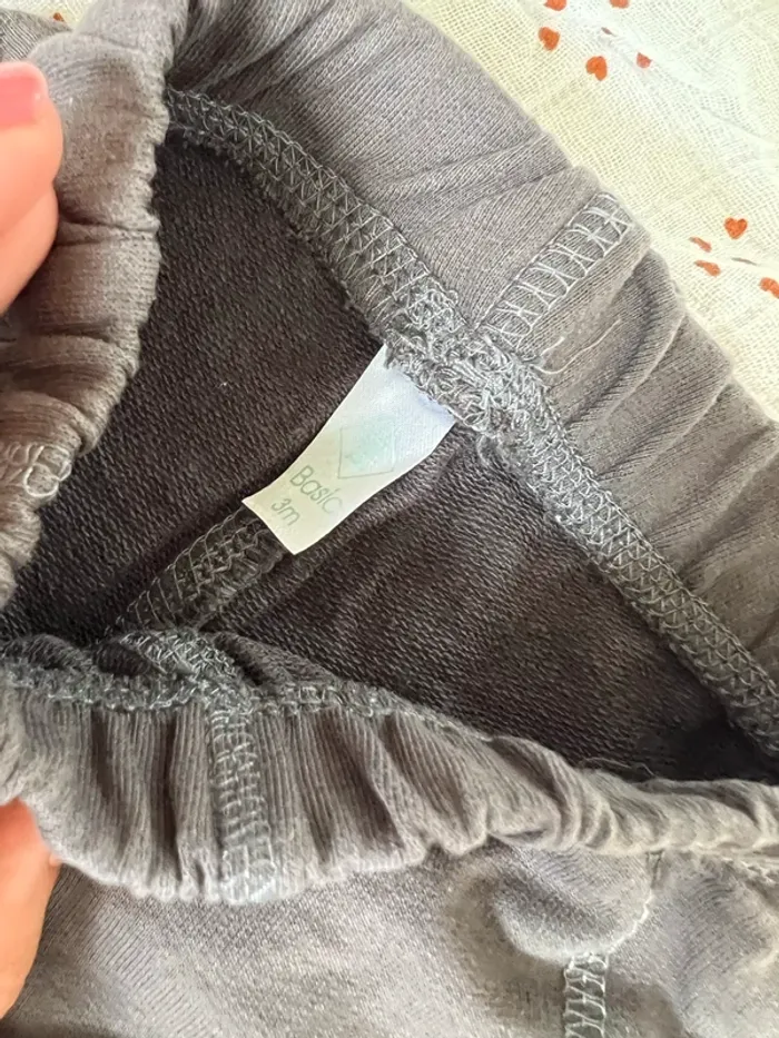 Ensemble bébé pantalon + pull - photo numéro 4