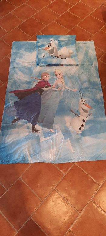 Housse de couette et taie d oreiller reine des neiges