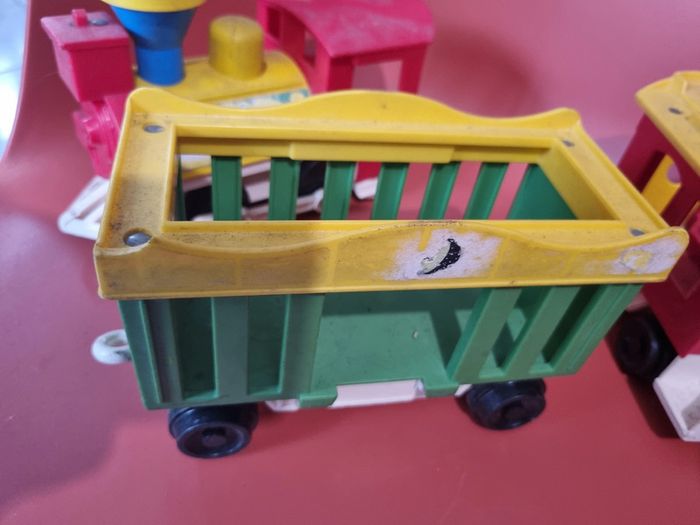 train circus fisher price des années 80' à nettoyer - photo numéro 8