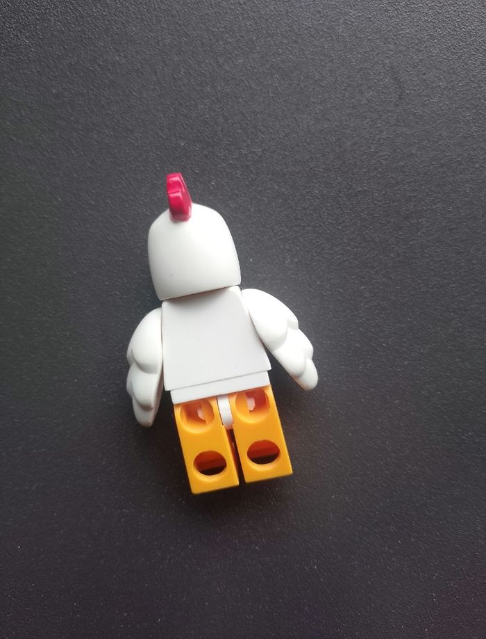 Lego personnage poulet - photo numéro 2