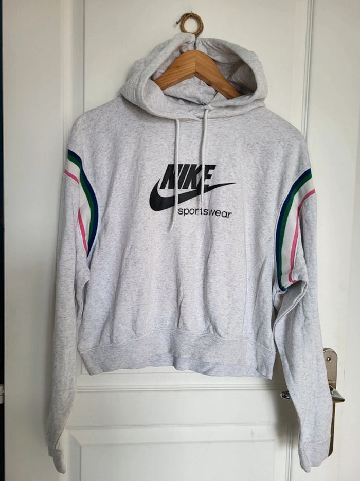 Sweat à capuche Nike taille S comme neuf ! - photo numéro 4