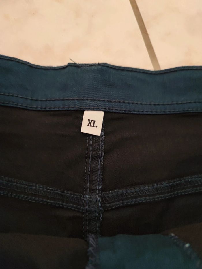 Jupe bleu foncé - photo numéro 4