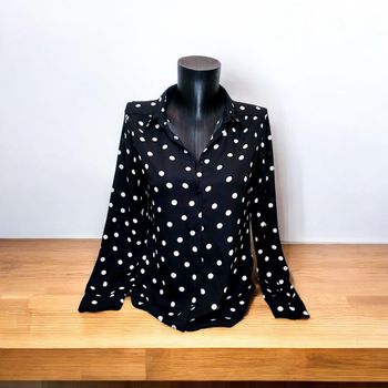 Chemisier en voile à pois noir et blanc 