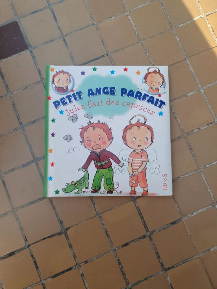 Livre Petit ange parfait - Jules fait des caprices
