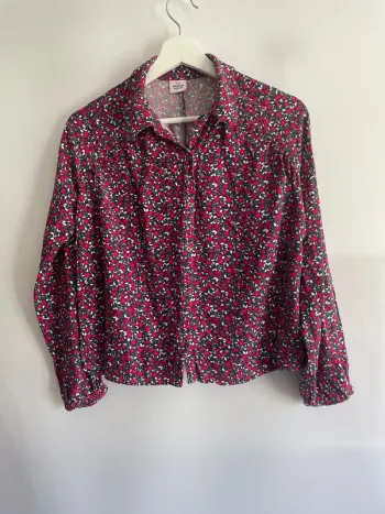 Chemisier 14 ans tape à l’œil