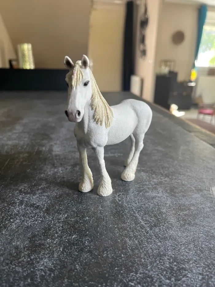 Cheval jument shire schleich - photo numéro 2