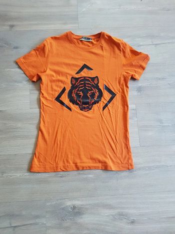 T-shirt John H