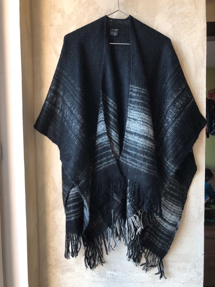 Poncho - photo numéro 2
