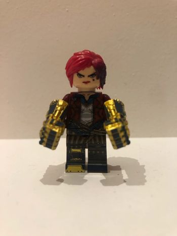 Figurine type lego Vi. League of légends