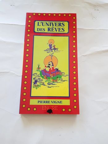 Livre " l univers des rêves "
