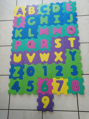 tapis de sol en mousse puzzle alphabet et chiffres