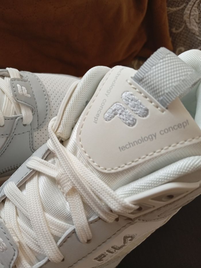 Baskets FILA neuves - photo numéro 5