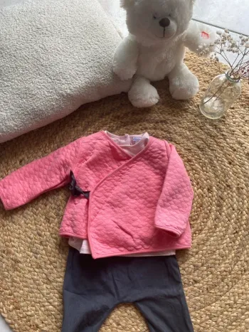 Ensemble veste t-shirt legging