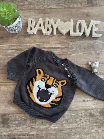 - Pull Kiabi    - 12 mois - Très bon état 