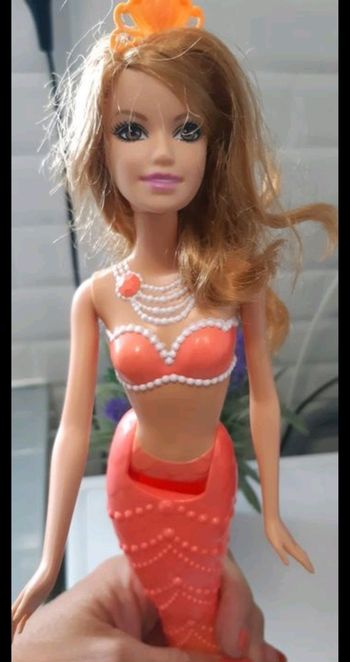 Barbie sirène mattel  2013