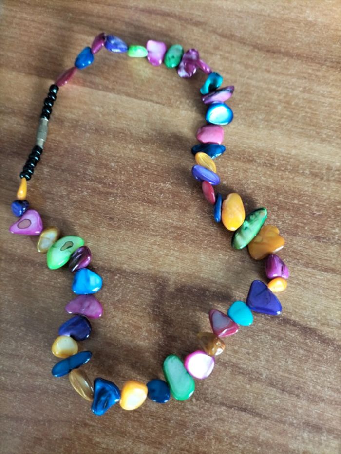 Collier ras de cou de perles nacrées multicolores 40cm de long - photo numéro 6