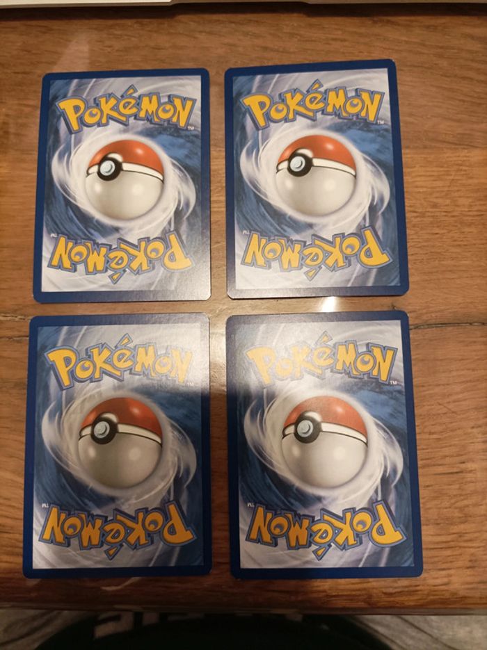 Lot de 4 cartes Pokemon 151 Tadmorv Grotadmorv Nosferapti Nosferalto Reverse - photo numéro 5