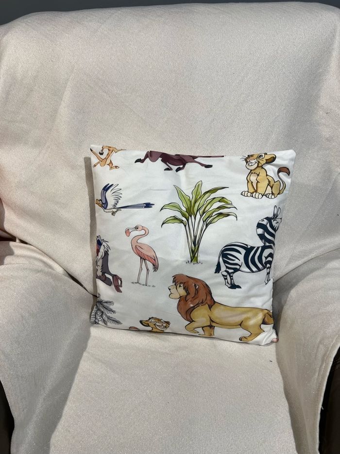 Coussin roi lion - photo numéro 2