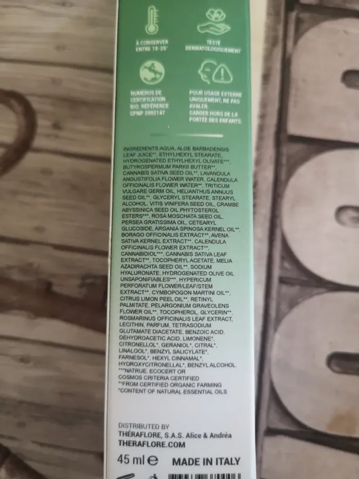 Crème 2 en 1 hydratante et revitalisante ThéraFlore - photo numéro 4