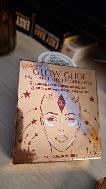  Charlotte Tilbury Hollywood glow glide face architect highlighter 7.5g neuf jamais utilisé jamais ouvert