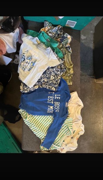 Lots de vêtements 9 mois