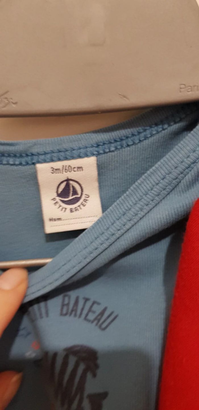 Lot bodies petit bateau 3 mois - photo numéro 2