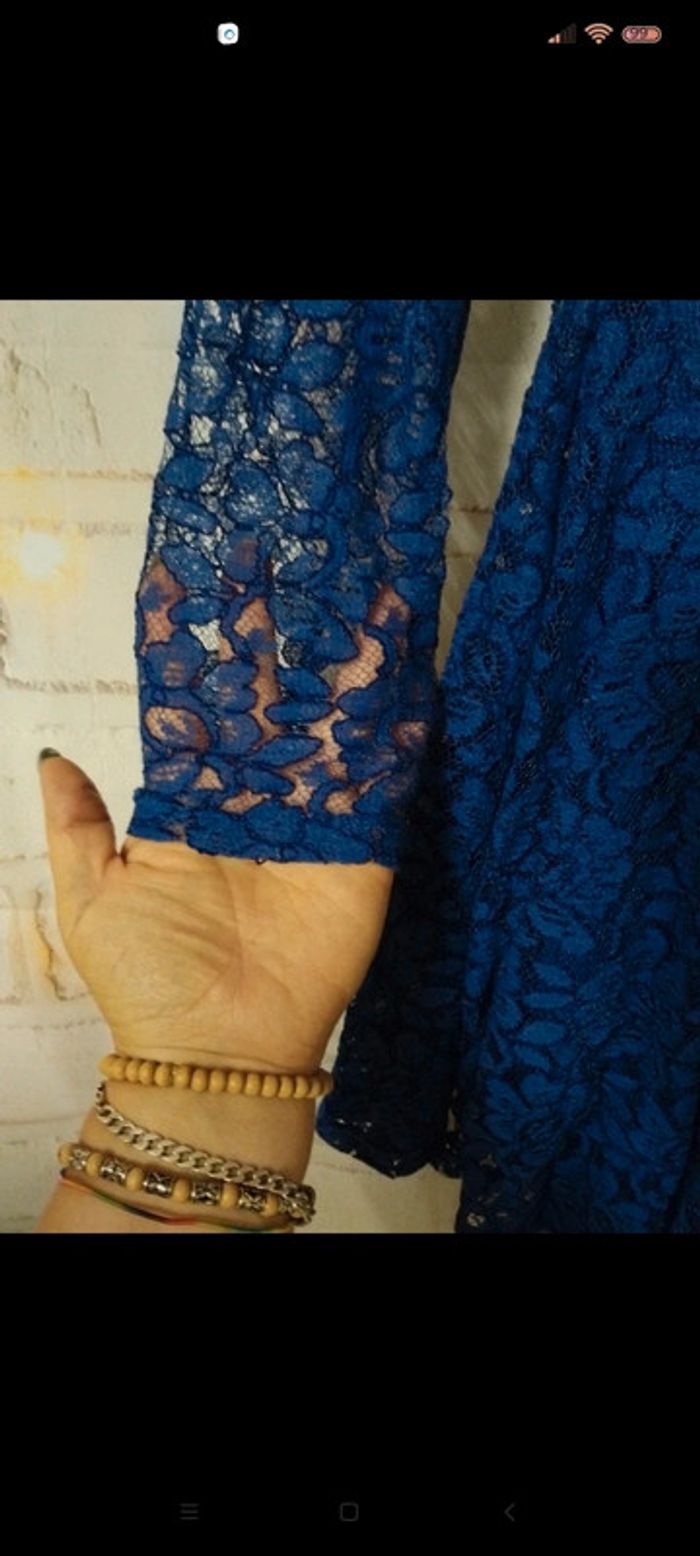 Robe bleu dentelle taille 34 - photo numéro 3