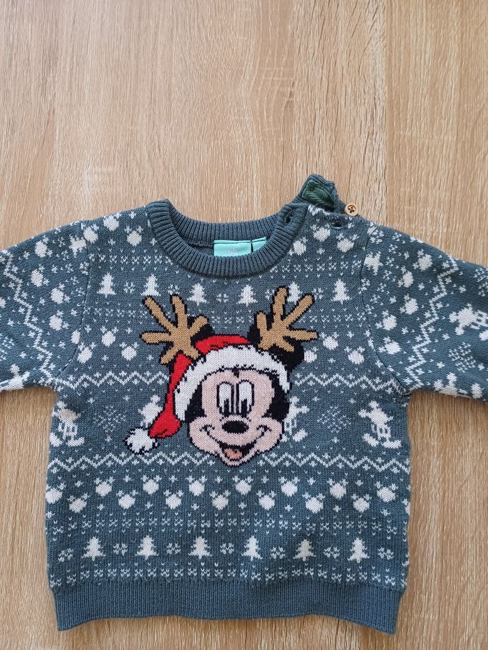 Pull hiver Disney 6 mois