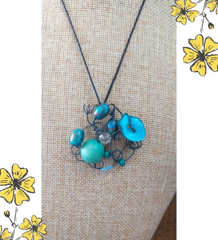Collier fait main vintage – Fil noir & perles turquoise - Collection Brume Bleue - photo numéro 4
