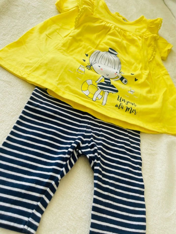 Ensemble tee shirt jaune et leggins bleu marine et blanc 12 mois - photo numéro 3