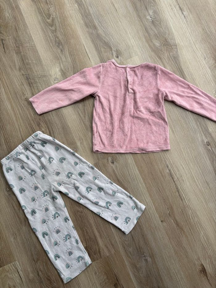 Pyjama deux pièces fille taille 36 mois - photo numéro 4