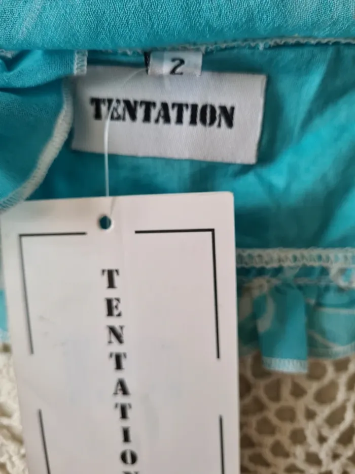 Crop top bleu turquoise Tentation Taille (38/40) Neuf - photo numéro 4
