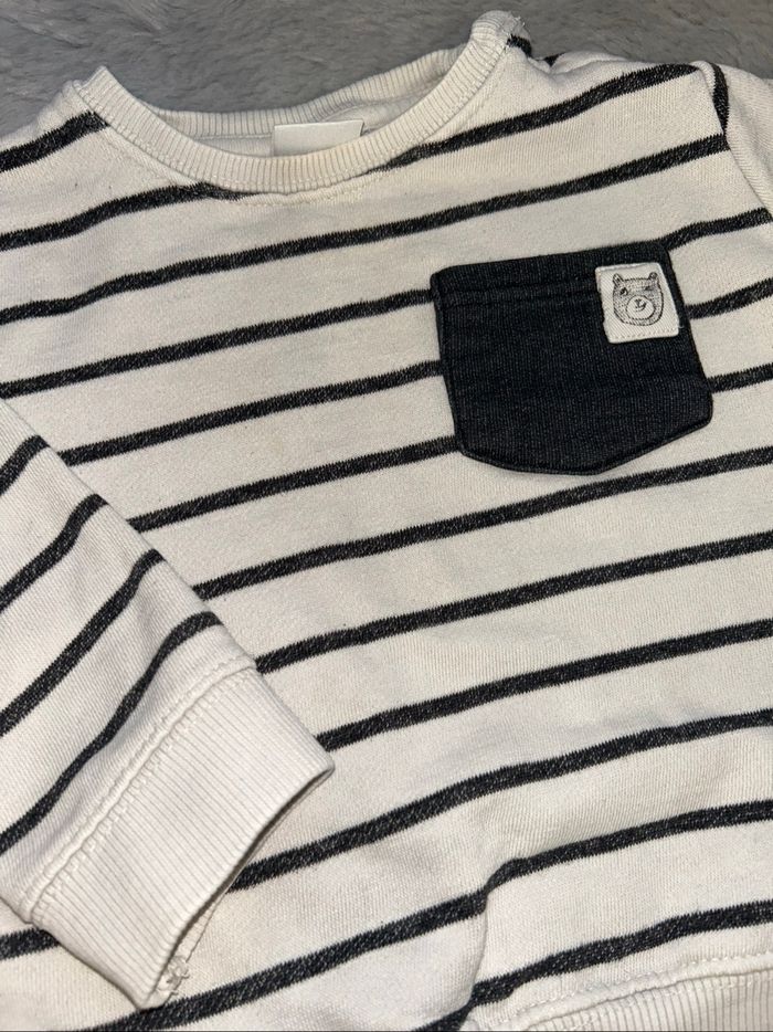 Pull rayé noir et blanc - 12/18 mois - Zara - photo numéro 2