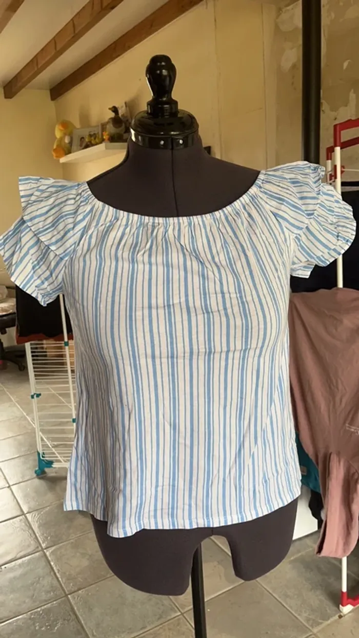 Top bleu