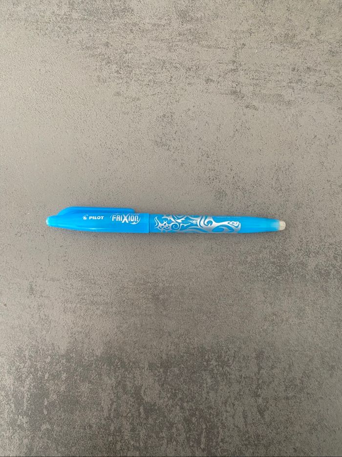 stylo effaçable - photo numéro 2