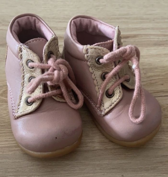Chaussure 19