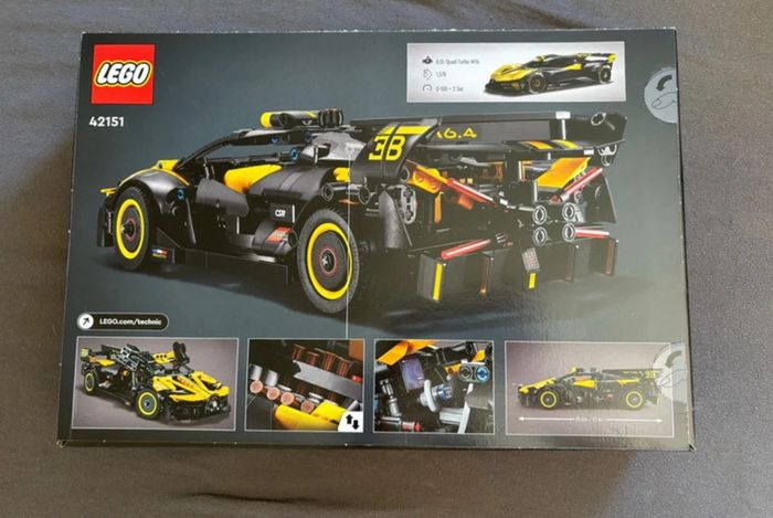 Lego technic 42151 le bolide Bugatti - photo numéro 2