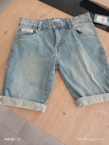 Short jeans