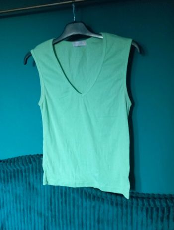 Tee shirt sans manche