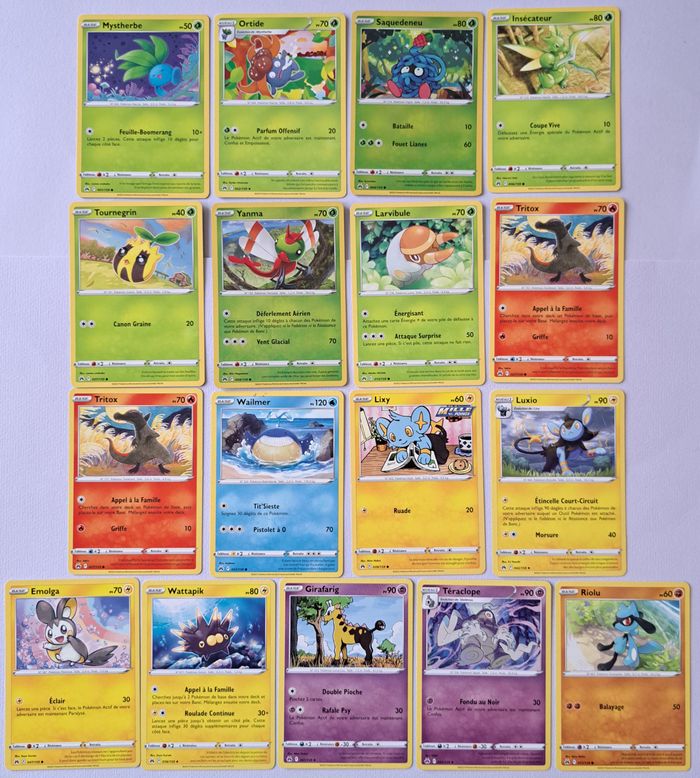 🃏 Lot de 34 cartes Pokémon JCC françaises 2023 Epée et Bouclier Zénith Suprême Promos - photo numéro 2